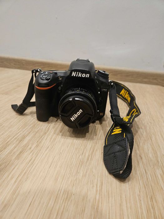 Lustrzanka Nikon D750