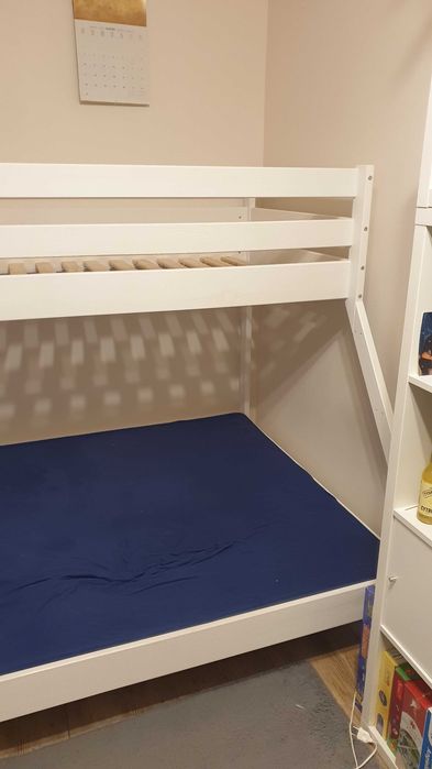 Łóżko piętrowe 3 osobowe 90/140x200 białe + materac 140