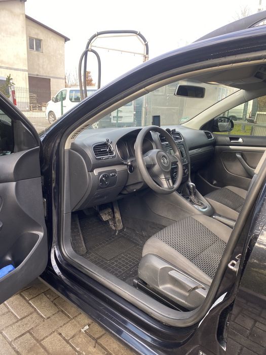 Продам автомобіль Volkswagen Golf 1,6 TDI(Автомат dsg7)