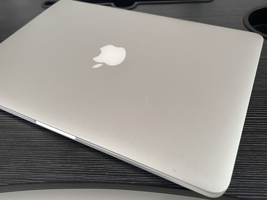 Apple Macbook Pro 2014 (Core i5, 13-inch, 8GB, SSD 256GB) - Sistema Windows 10