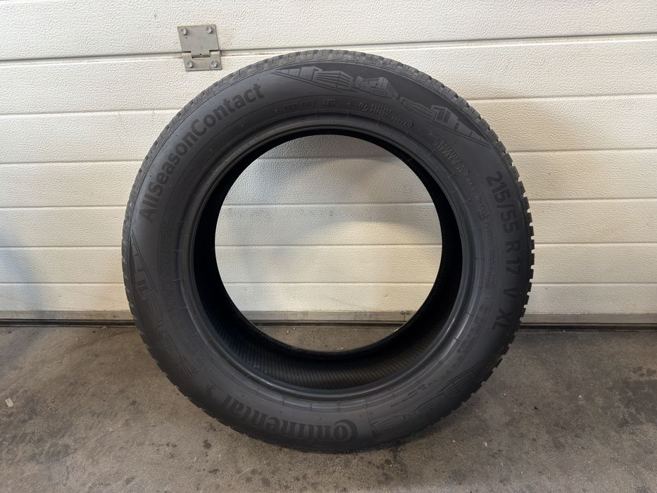 Opono wielosezonowe Continental 215/55/17 98V