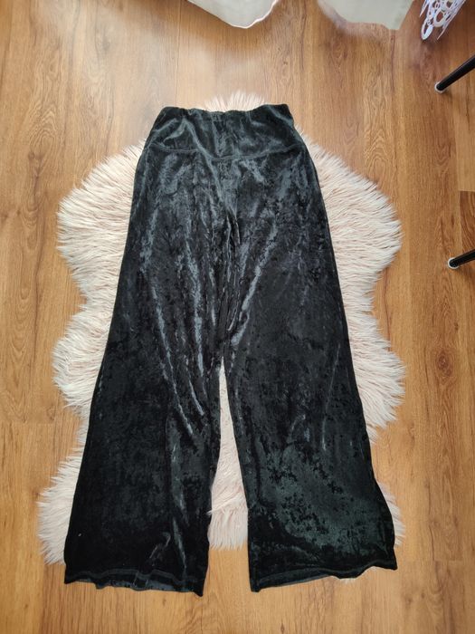 Czarne spodnie Coccodrilo r.152