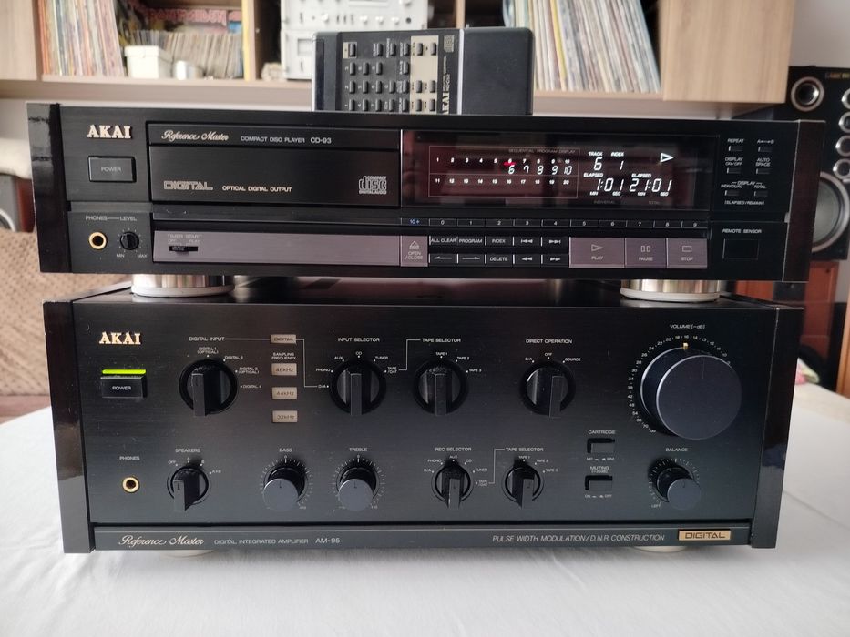 Wzmacniacz Akai AM-95
