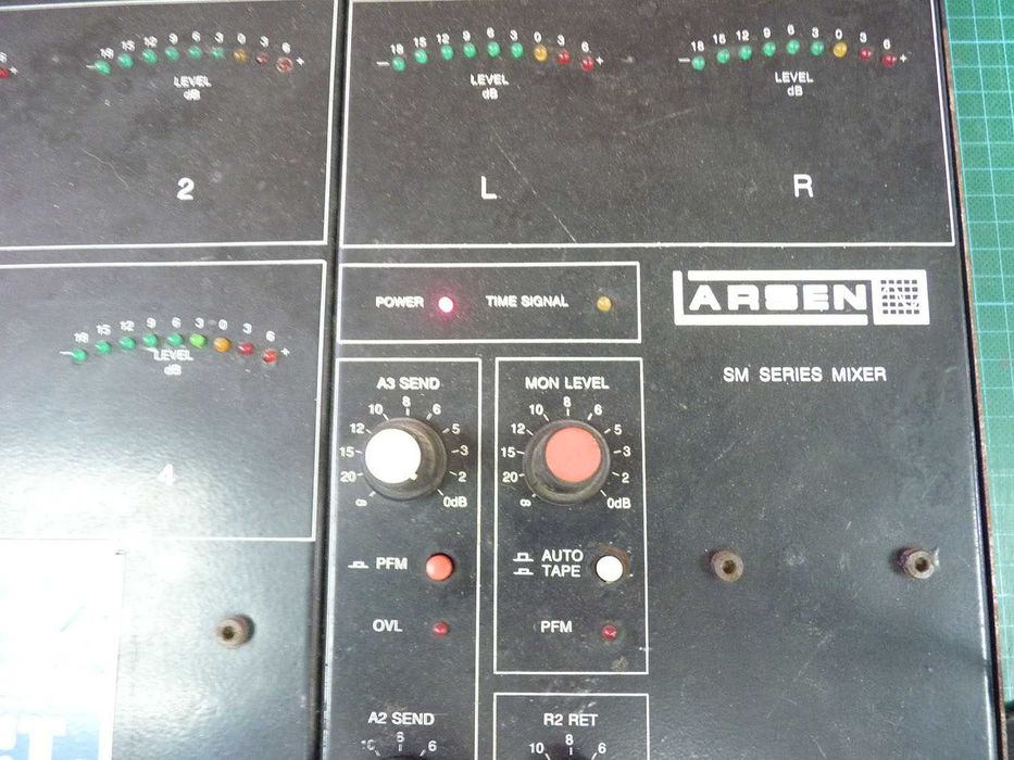 Larsen, mesa de mixtura, 16 canais