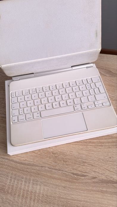 Apple Magic Keyboard + Apple Pencil para iPad Pro 11” / iPad Air