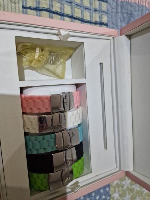 Braceletes do relógio One