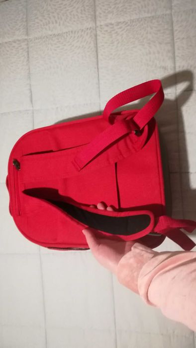 Mochila vermelha rígida com várias divisórias arrumação Viva - NOVA