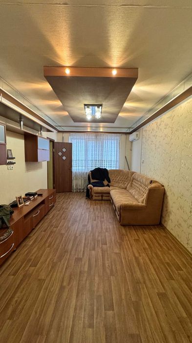 Продам 3 к.кв в центре города (рн Здоровье)