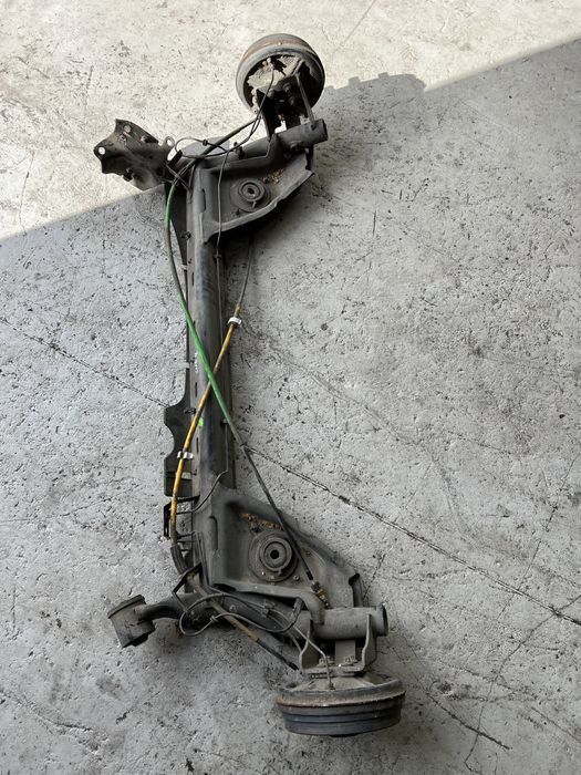 Eixo traseiro Renault Clio 4