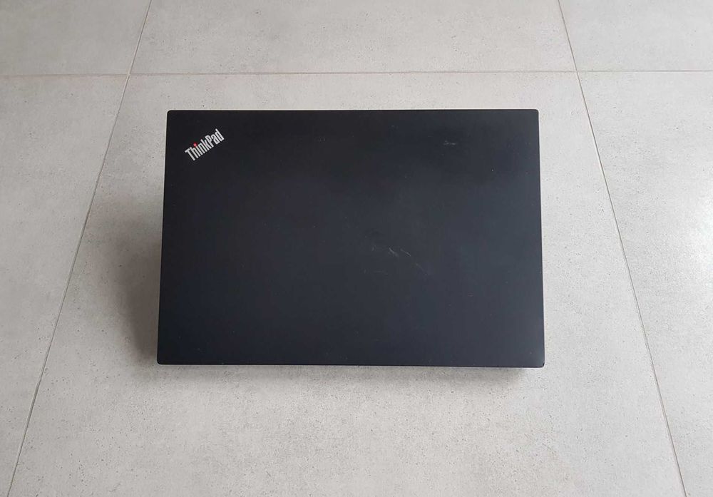 Laptop Lenovo ThinkPad - 15,6 cala, Core i5, 12GB, SSD, Windows 11