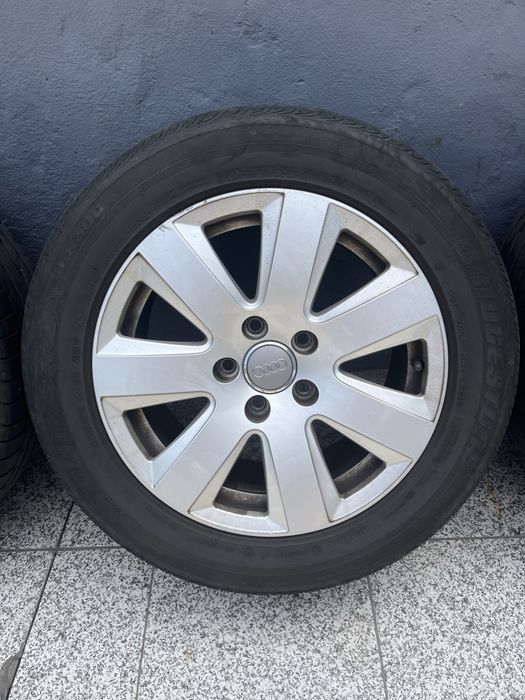 Jantes Audi 16’ com pneus Excelente Estado