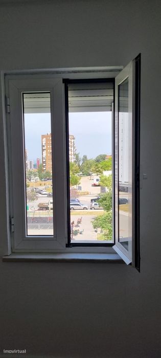 Apartamento T3 em Lisboa, pronto a habitar