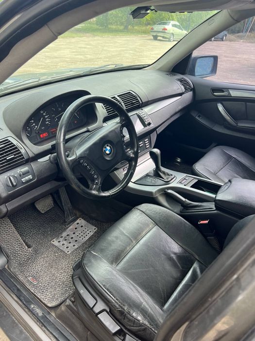 Продам BMW X5 e53