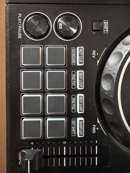 Pioneer DJ DDJ-400  kontroler djski konsola