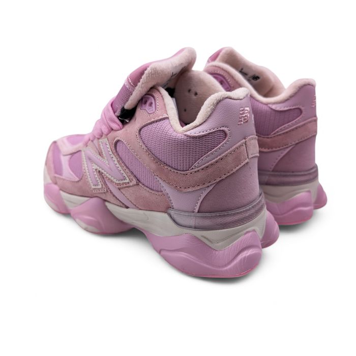 Жіночі зимові Кросівки New Balance 9060 рожеві розміри 36-41