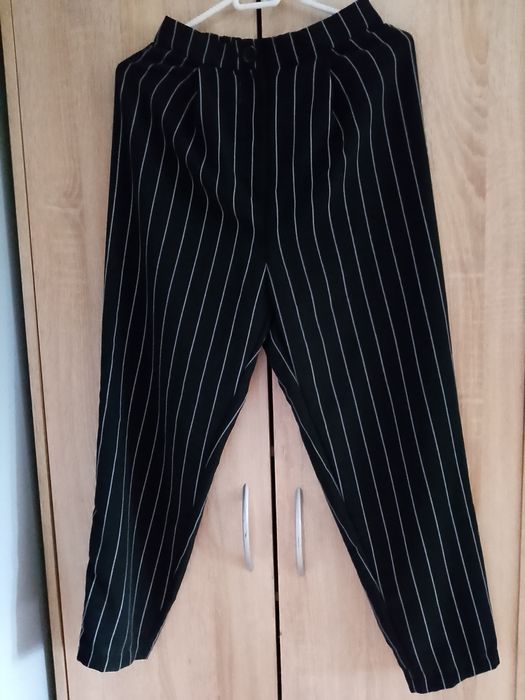 Spodnie eleganckie proste