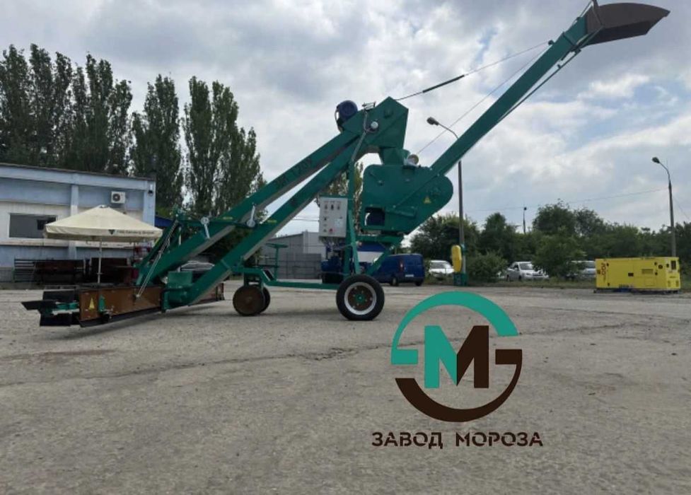 З ГАРАНТІЄЮ Зернометач самопересувний ЗМБ-120У  • Бункерний зерномет •