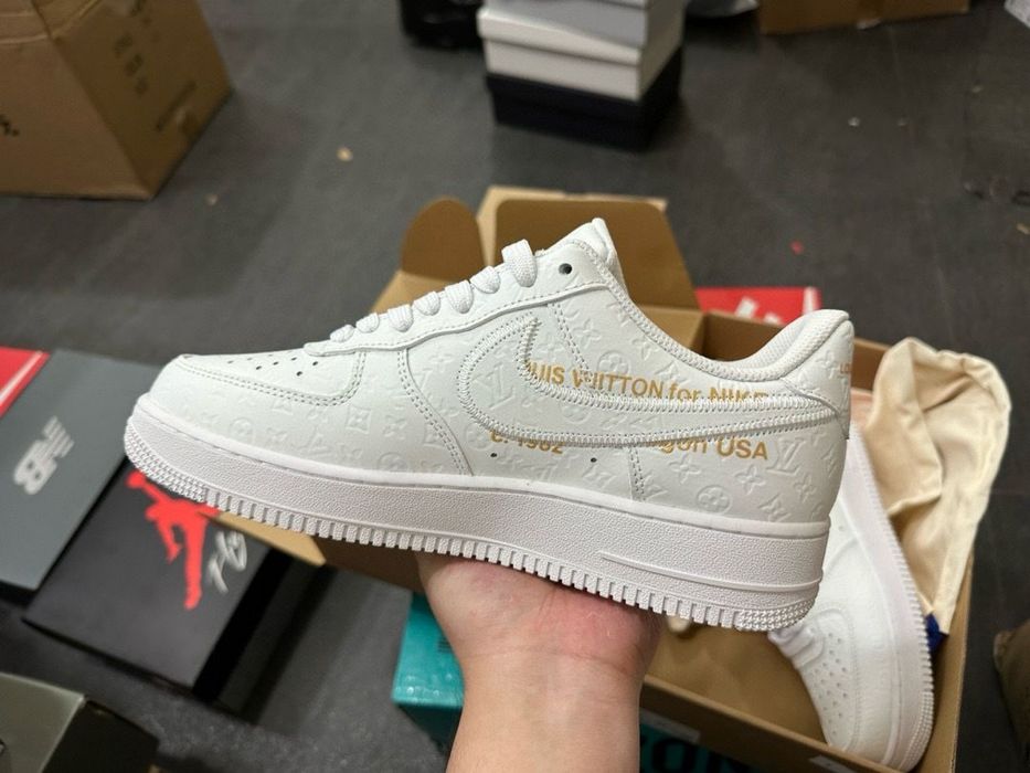 Nike Air force X Louis Vuitton