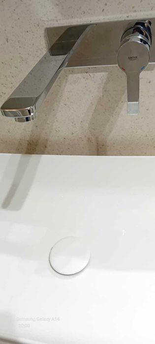 sprzedam nową baterie łazienkową GROHE