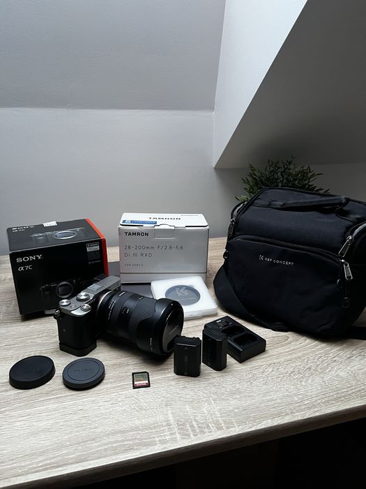 Aparat Sony A7C Tamron 28-200mm f/2.8-5.6 + akcesoria