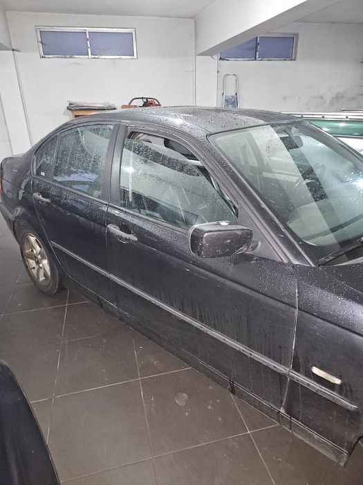 BMW 320d 2000 impecável