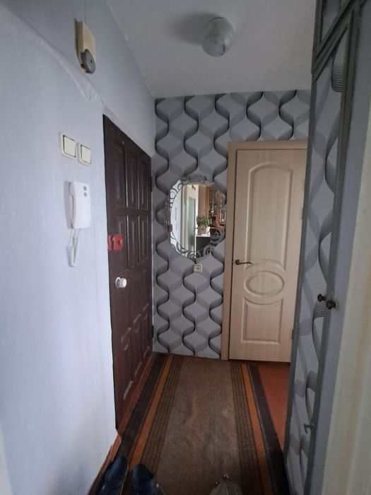 Продам або поміняю квартиру 1 кімнатна. Район мясокомбінату
