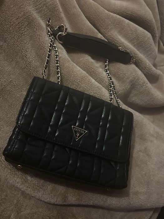 Mala guess preta tiracolo