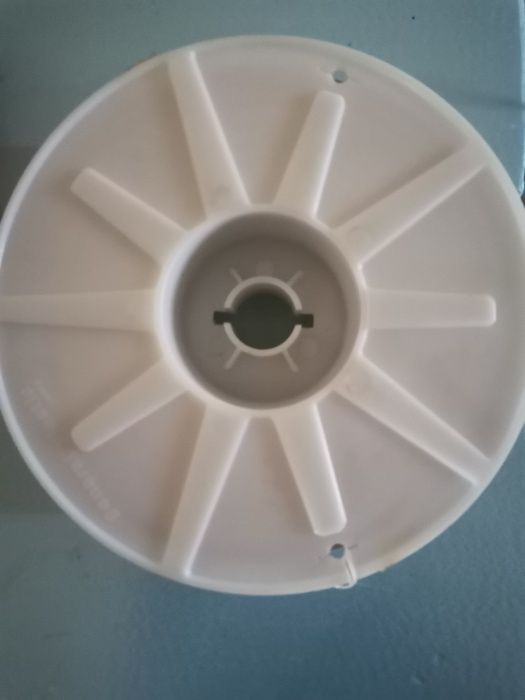 Rolo de arame plastificado mascaras comunitaria ou atar plantas vinha