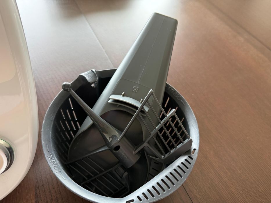 Robô de cozinha Bimby TM5