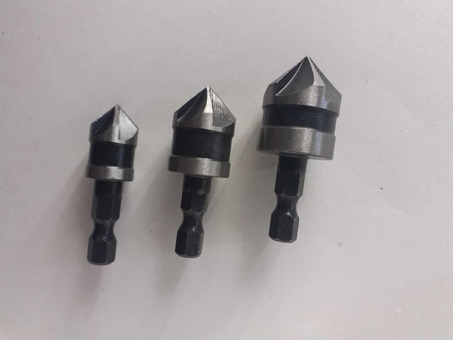 Brocas escalonadas / brocas escarear