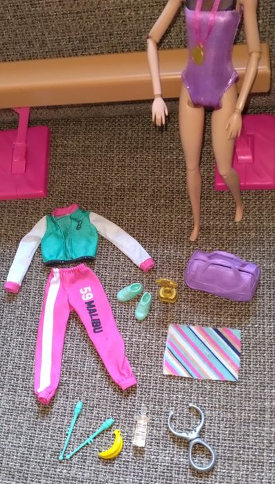 Barbie gInasta Mattel