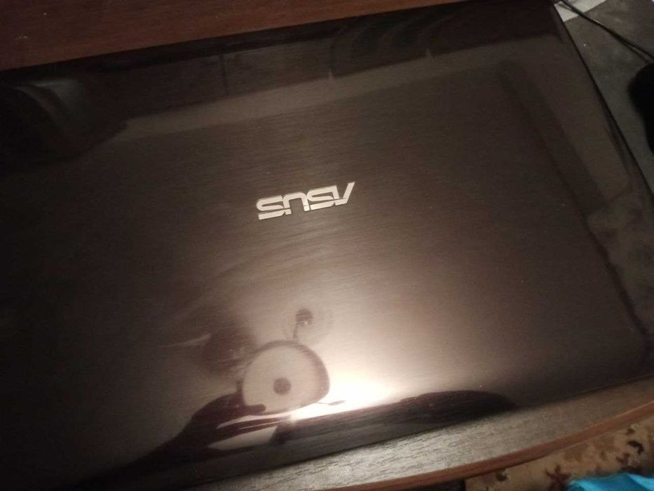 Ноутбук ASUS X756U