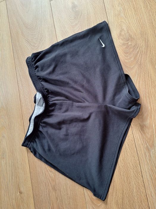 Spodenki nike damskie sportowe
