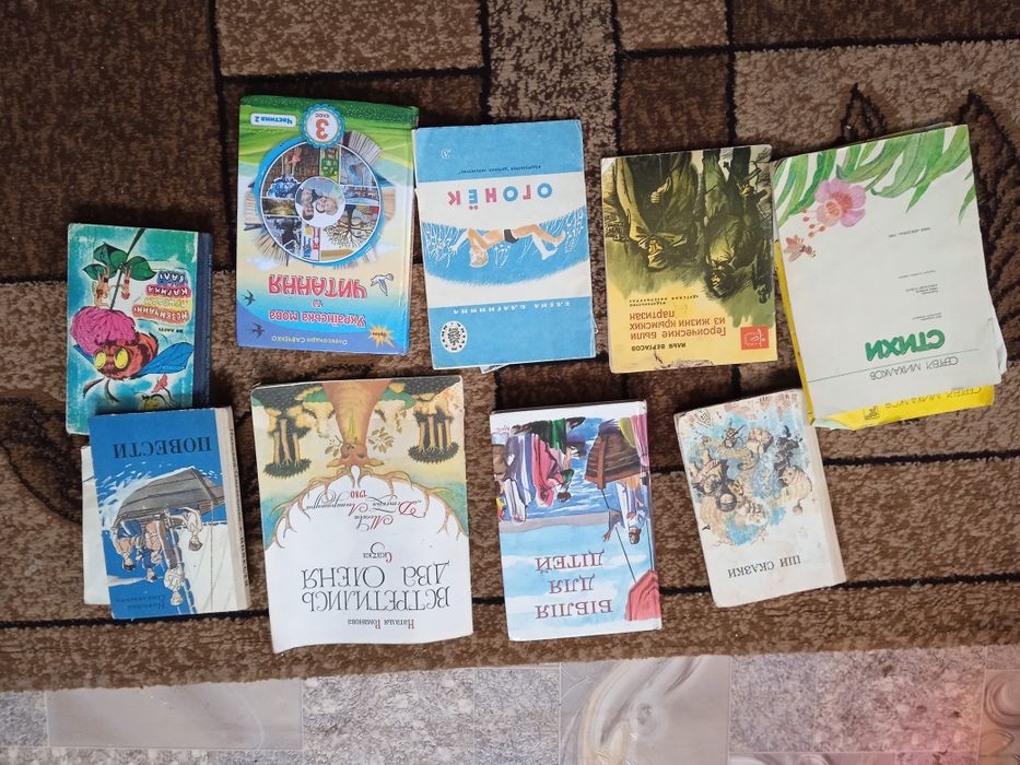 Продам недорого книги