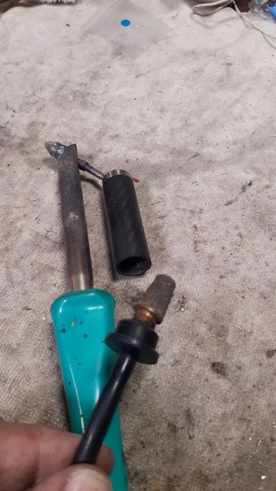 Демонтажний паяльник, оловоотсос під замовлення.