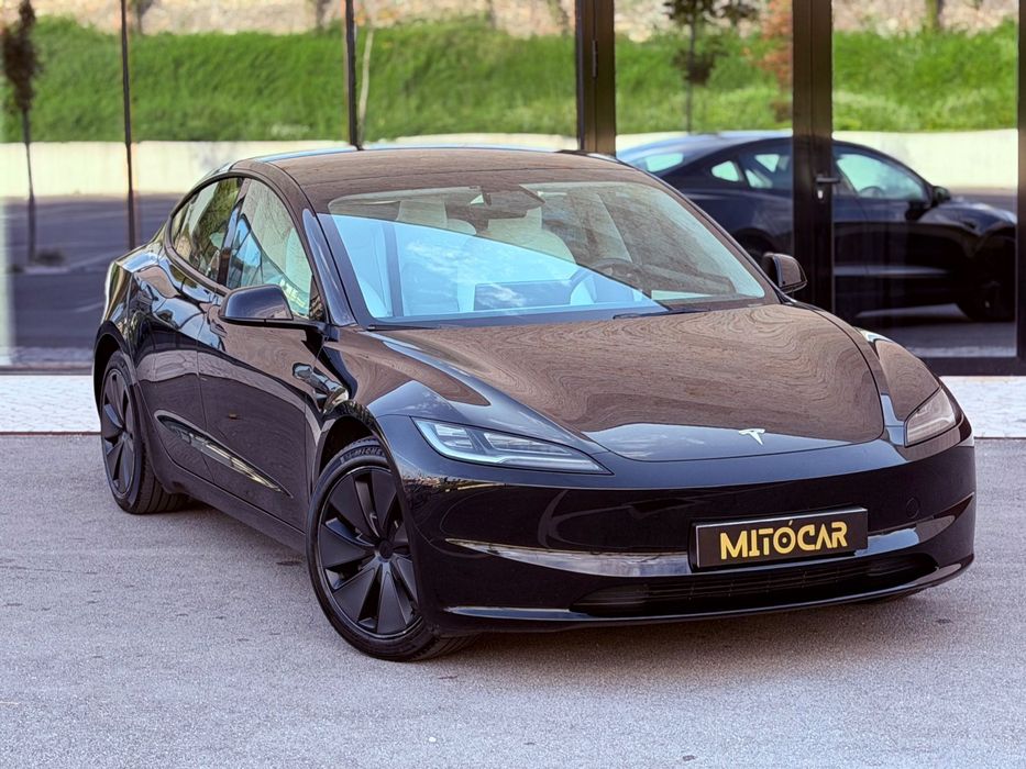 Tesla Model 3 Long Range Tração Integral Premium
