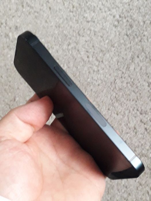 iPhone 13 mini iCloud  .
