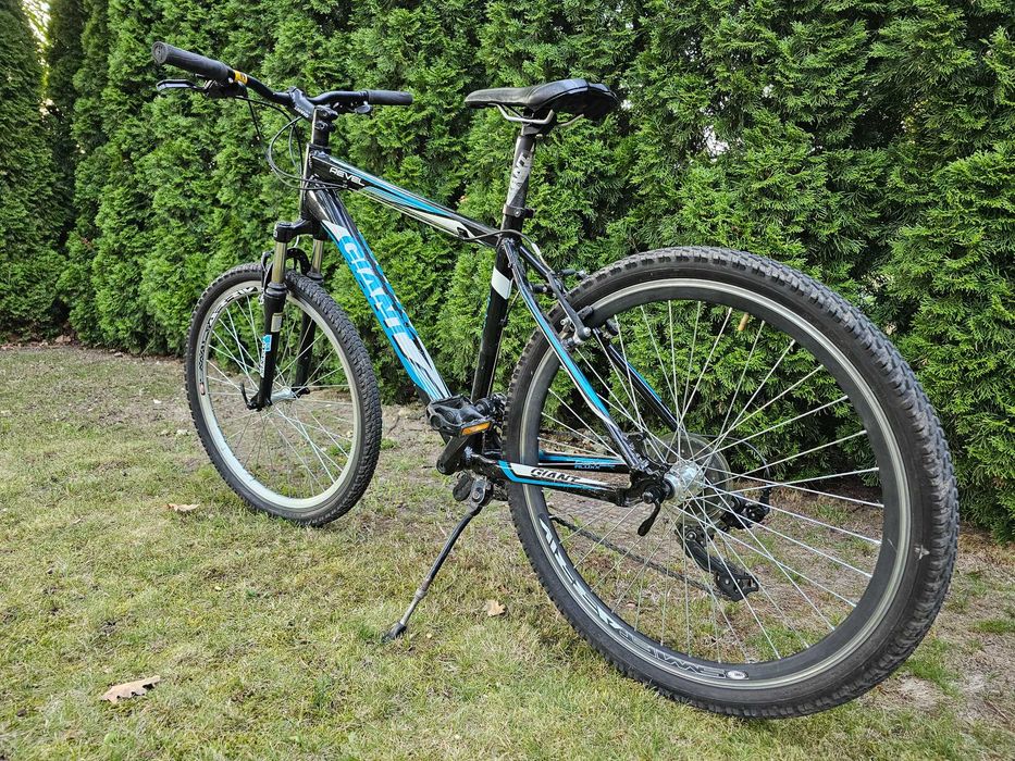 Rower GIANT Revel 3/ koła 26/ rama M/ wzmacniane koła