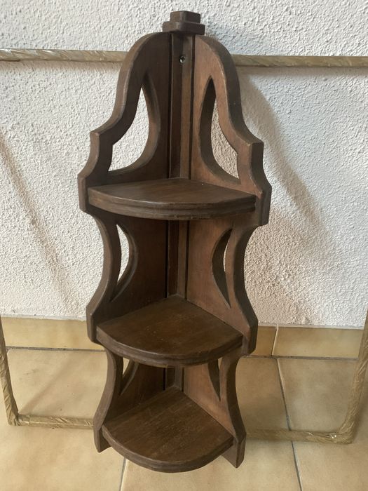 Prateleira de Canto em Madeira Vintage