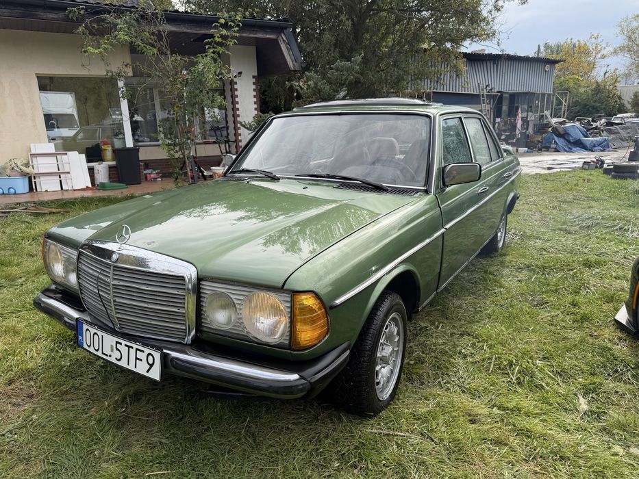 Mercedes-Benz W123