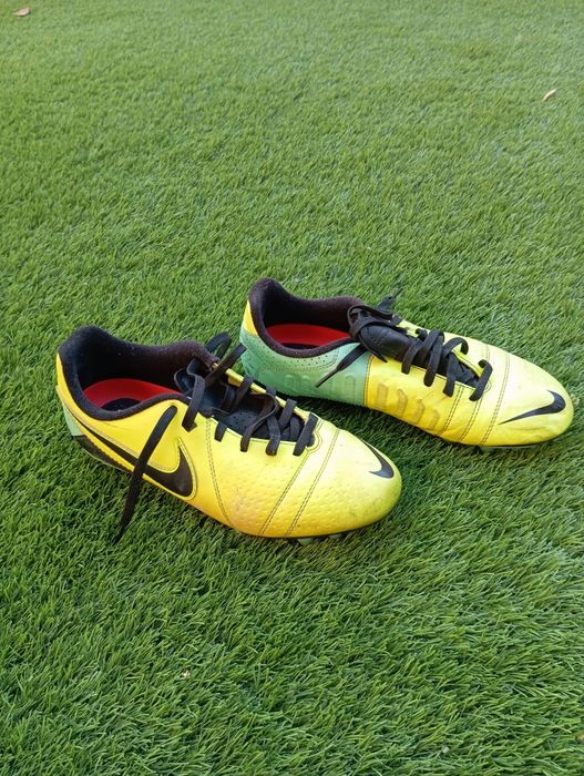 Chuteiras  Nike 37/5