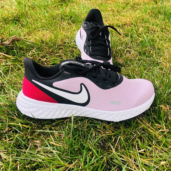 Кросівки Найк революція R37,5