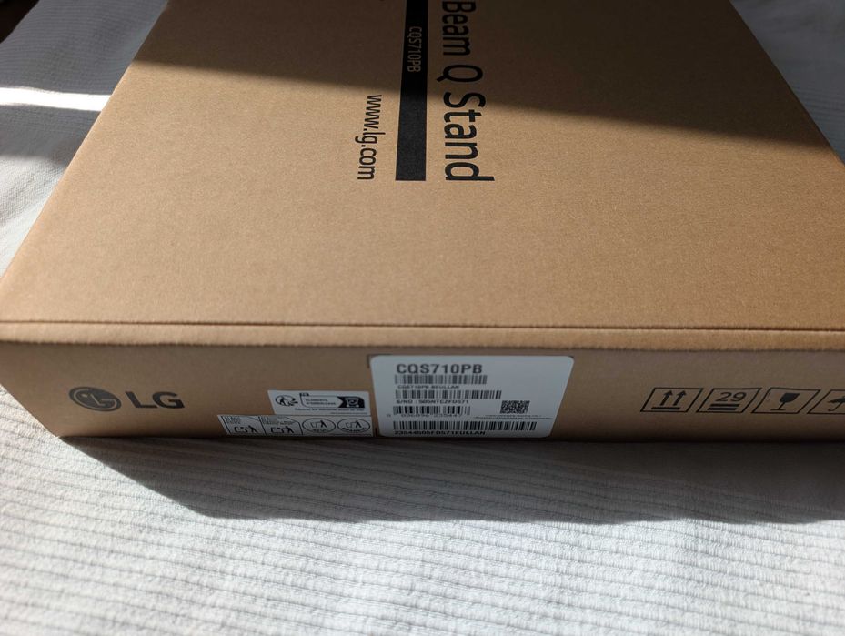 LG CineBeam Q Stand CQS710PB – stojak do projektora, mocowanie 1/4"-20 UNC