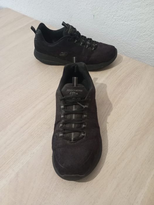 Ténis Skechers Tamanho 39