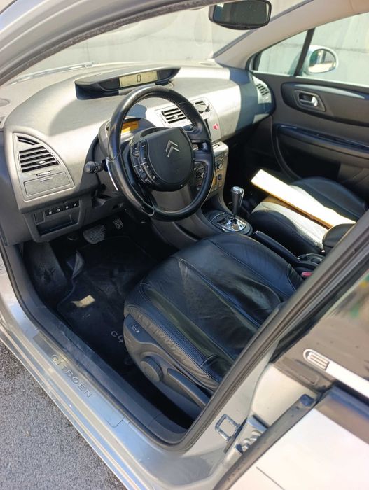 Citroen C4 em bom estado