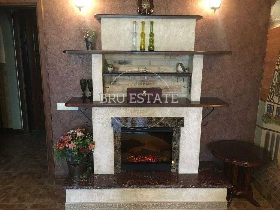 Продам 1 к вул.Дмитрівська 80    м. Університет