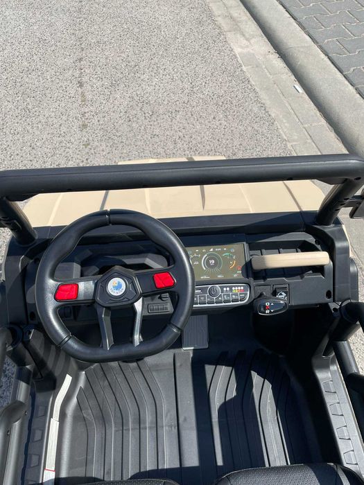 Auto na akumulator Ciężarówka Wywrotka 4×4 Miękkie koła Skóra USB