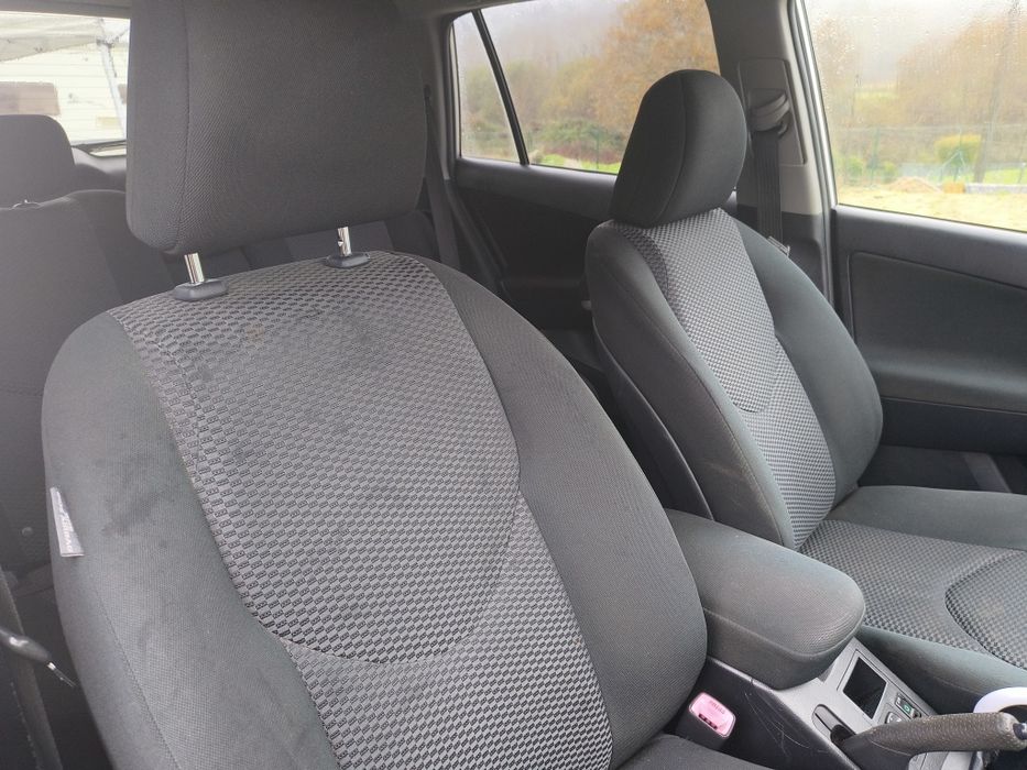 Toyota RAV4 2010 - Matrícula Inglesa