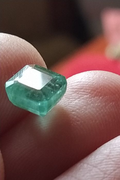 Натуральный изумруд  2.15 карат