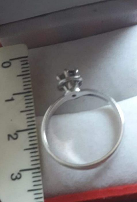 0,74кр кольцо с бриллиантом в белом золоте 585 проба